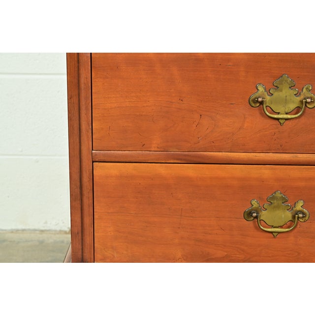 Kindel Furniture Georgian Carved Fruitwood Eight-Drawer Double Dresser, Circa 1980s For Sale - Image 11 of 16