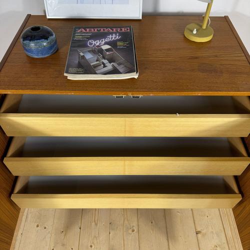 Mid-Century Modern Teak Sideboard with Internal Drawers For Sale - Image 3 of 9
