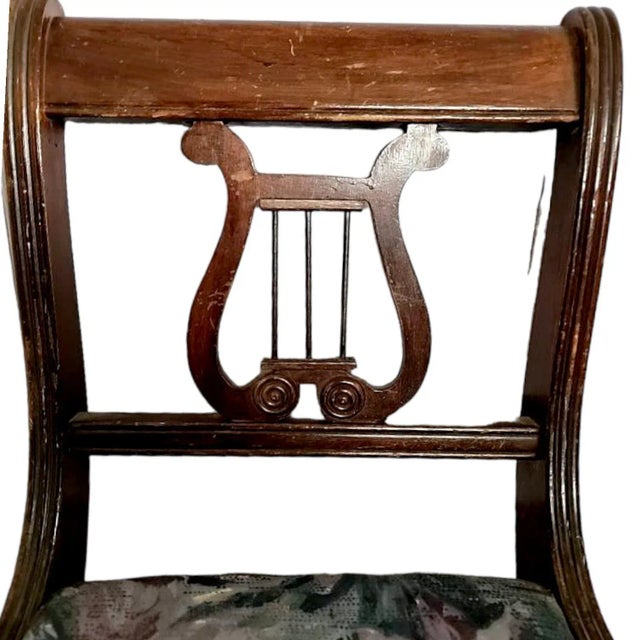 1940s 1940s Duncan Phyfe Style Carved Wood Lyre Back Side Chair With Upholstered Seat For Sale - Image 5 of 5