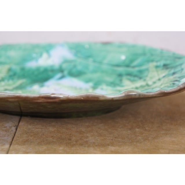Majolica Antique English Majolica Porcelain Handled Fern Leaf Plate Platter 12" For Sale - Image 4 of 12