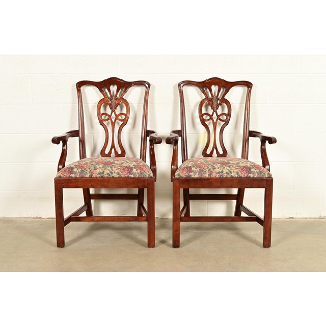 An outstanding pair of Chippendale or Georgian style armchairs or dining captain chairs By Henredon USA, Circa 1980s...