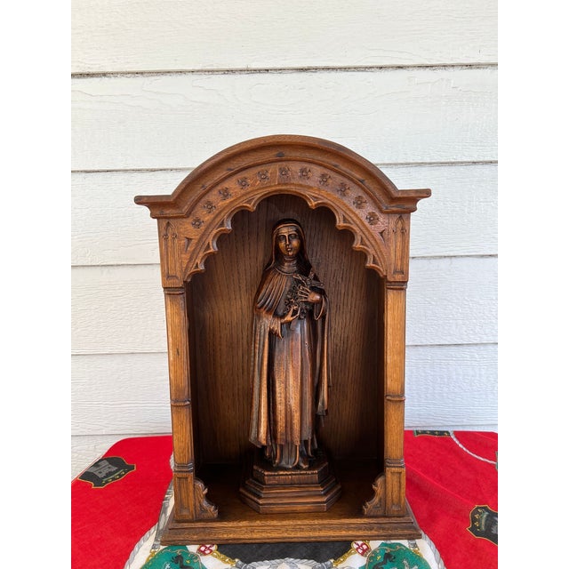 Gothic Antique French Carved Oak Statue Niche St. Thérèse Gothic Shrine C1930 For Sale - Image 3 of 18