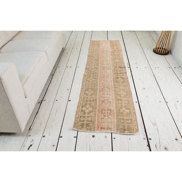 Textile Mid 20th Century Oushak Anatolian Wool Runner For Sale - Image 7 of 10