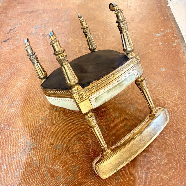 Wood Vintage Hollywood Regency Neoclassical Vanity Chair / Slipper Chair in Sage Velvet With Giltwood Frame & Casters For Sale - Image 7 of 12