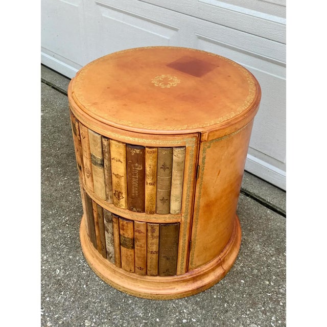 English A Trompe l'Oeil Library Table | Embossed Faux Books Round Drinks Table For Sale - Image 3 of 13