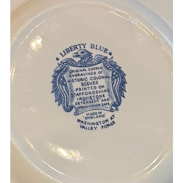 1970s 1970s Liberty Blue “Washington at Valley Forge” Plates | English Ironstone Americana Wall Decor - a Pair For Sale - Image 5 of 9