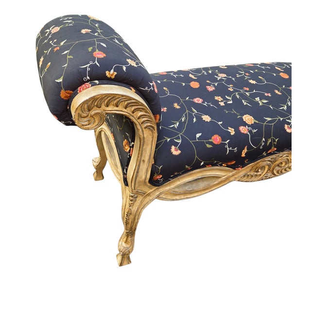 1990s Neoclassical Window Bench Scrolled Arm French Regency Design Source Louis XV For Sale In Philadelphia - Image 6 of 18