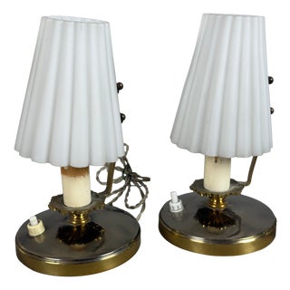 Vintage Table Lamps in Opaline Pleated Glass and Gold Metal, 1960s, Set of 2 For Sale