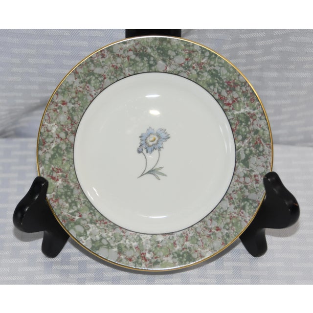 Art Deco 1990 Humming Birds by Wedgwood Bread & Butter Plates - Set of 6 For Sale - Image 3 of 6