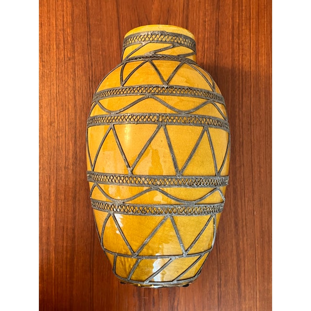 Early 20th Century Antique Moroccan Ceramic Vase Maize Yellow With Metal Moorish Filigree Overlay For Sale - Image 5 of 7