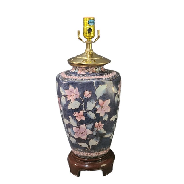 Pink Vintage Asian Motif Chinoiserie Hand Painted Pink Floral Table Lamp For Sale - Image 8 of 8
