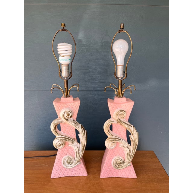 1950s Hollywood Regency Pink Chalkware Table Lamps With Gold Acanthus Scroll - a Pair For Sale In Denver - Image 6 of 6