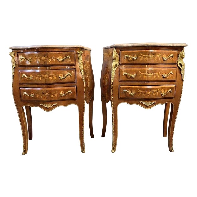 Mahogany and Kingwood Veneer Bombe Bedside Lockers, Set of 2 For Sale