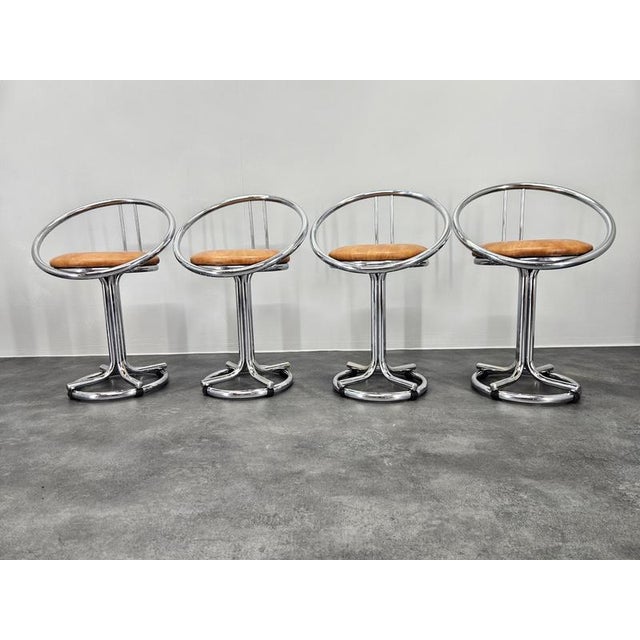 - space age style - confortable - practical