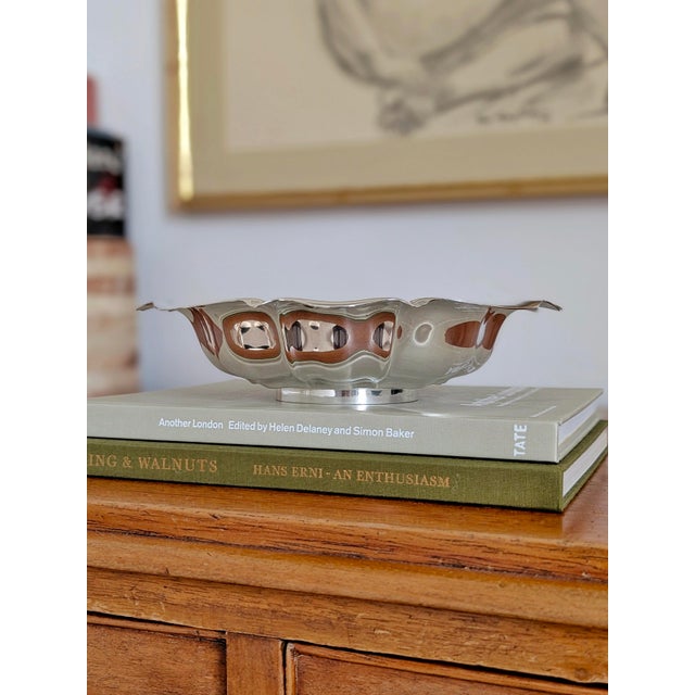 Hollywood Regency Antique Silver Plated York Flower Shaped Bowl by James Duncan, 1900s For Sale - Image 3 of 15