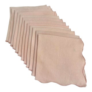 Vintage Linen Dinner Napkins Pink With Scallped Handkerchief Edges - a Set of 12 For Sale