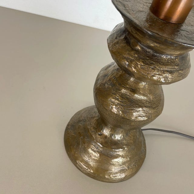 Hollywood Regency Brass Table Light in the style of Kalmar, Austria, 1960s For Sale - Image 9 of 18