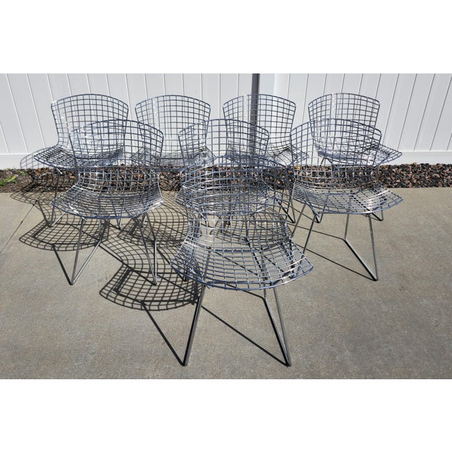 Set of 8 vintage Knoll Bertoia wire side chairs. Not labeled (common with early pieces). Wonderful vintage condition....