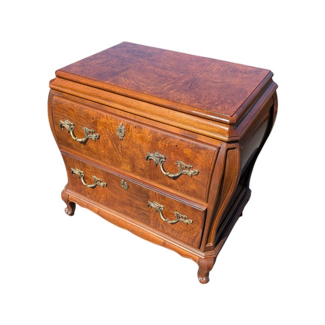 Vintage Henredon Louis XV Style Burl Wood King Headboard & Bombe Nightstands, Set of 3 (Circa 1980s) For Sale - Image 17 of 18
