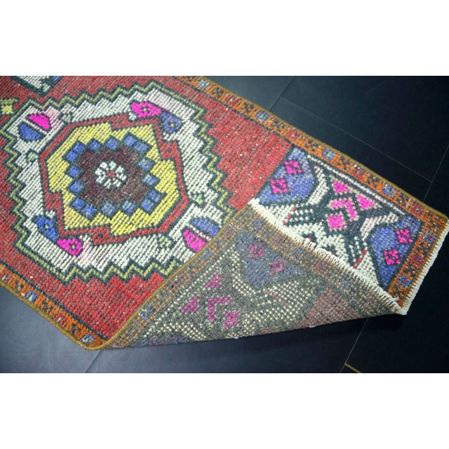 1960s Vintage Turkish Wool Rug For Sale - Image 5 of 6