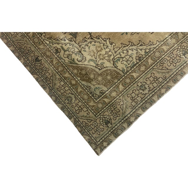 Vintage Middle Eastern Hand-Knotted Rug For Sale - Image 4 of 6