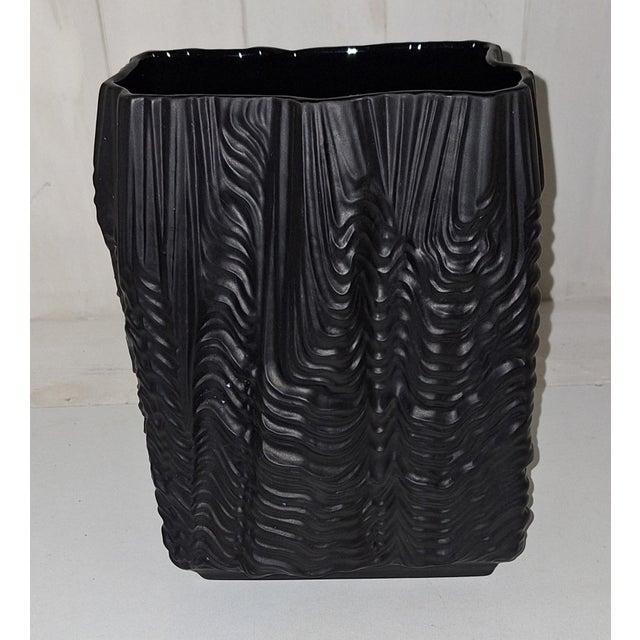 Rosenthal Vintage Flower Vase in Black Bisque Porcelain by Martin Freyer for Rosenthal, 1970s For Sale - Image 4 of 7