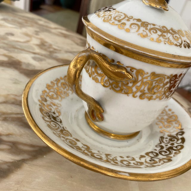 Early 19th Century 19th Century Antique Old Paris Porcelain Portrait Covered Cup and Saucer Set- 3 Pieces For Sale - Image 5 of 10