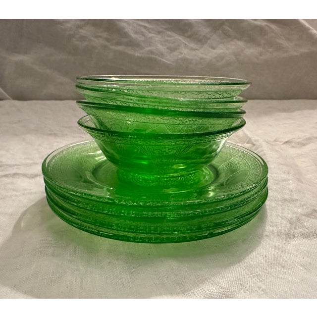 Federal Glass Georgian Lovebirds Dessert Bowls & Plates-Set of 8 For Sale In Palm Springs - Image 6 of 6