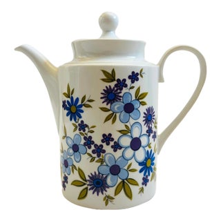 Mid Century Bavarian Porcelain Teapot With Blue Floral Design - Made by Schumann - Arzberg, Germany 1960s For Sale