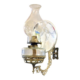 Antique Wall Bracket Oil Lamp in Cast Iron For Sale