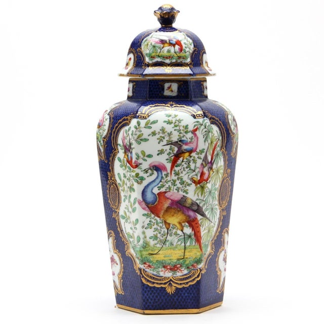 A magnificent English hexagonal porcelain covered jar, in the Worcester porcelain pattern which originated in the 1760’s:...