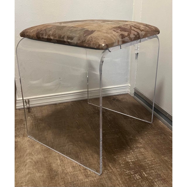 Plastic Vintage Mid Century Modern Lucite Vanity Stool For Sale - Image 7 of 7