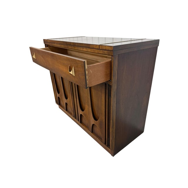 1960s Mid-Century Modern Broyhill Brasilia Walnut Flip-Top Server For Sale - Image 5 of 11