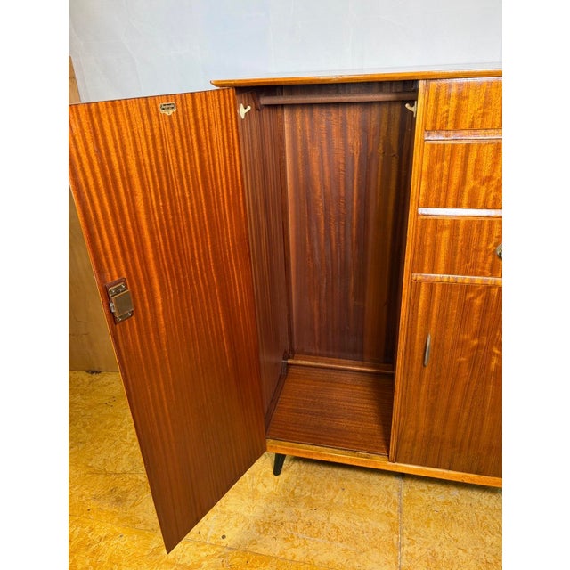 Mid-Century Modern Teak Wardrobe by Austinsuite, 1960 For Sale - Image 6 of 15