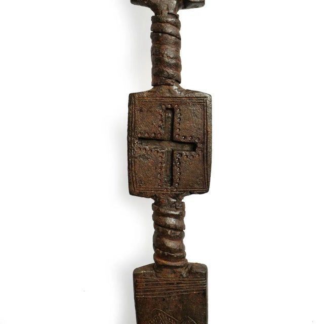 Folk Art Early 19th Century Yoruba Opa Orisa Oka Iron Staff For Sale - Image 3 of 7