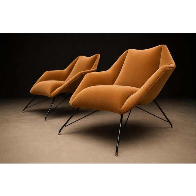 Mid-Century Modern Brazilian Modern “Concha” Armchairs in Iron and Burnt Caramel Mohair by Carlo Hauner, Brazil, 1950s For Sale - Image 3 of 18