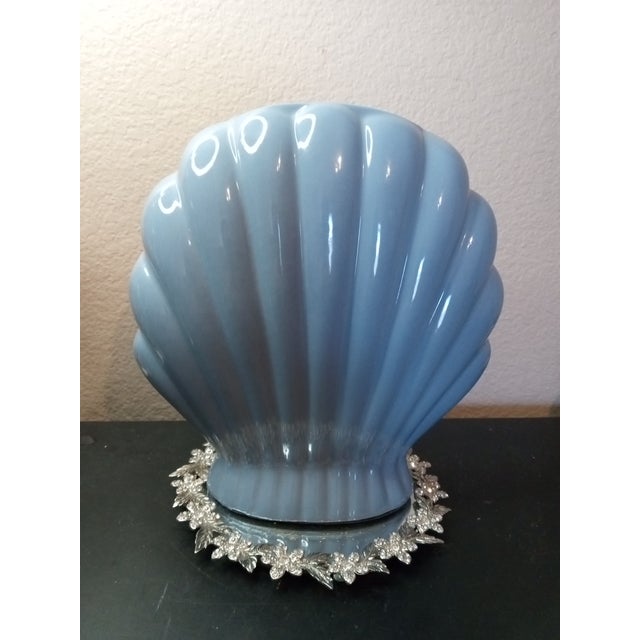 STUNNING MCM Haeger 10" Ribbed Fan Vase The product is a stunning MCM Haeger 10" Ribbed Fan Vase. This vase is made by the...