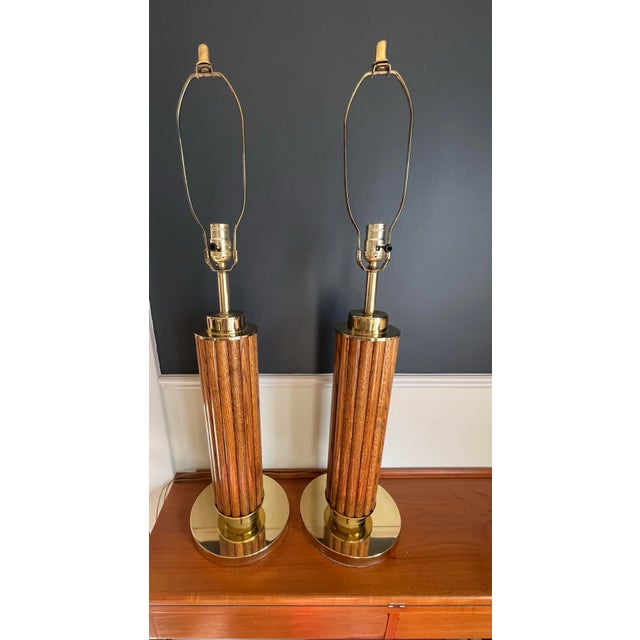 1970s Mid Century Vintage Fluted Wood and Brass-Tone Neoclassical Column Table Lamps For Sale - Image 5 of 8