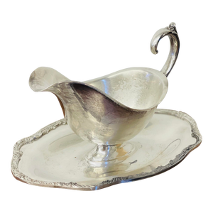 Early 20th Century Vintage Rogers Silver Gravy Boat With Tray