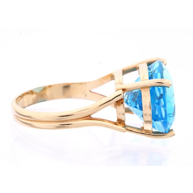 Mid 20th Century 14k Gold Oval Blue Topaz Cocktail Ring For Sale - Image 5 of 8
