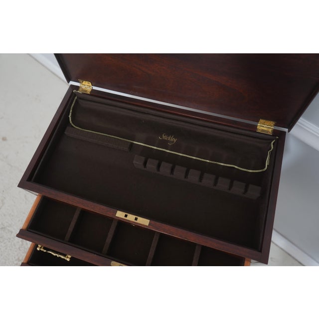1990s Stickley Colonial Williamsburg Mahogany Silver Chest For Sale - Image 5 of 18