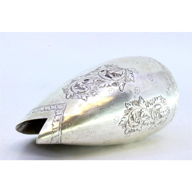 Silver Conch Shell with Engraved Floral Motifs For Sale - Image 5 of 7