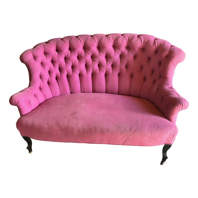 19th Century French Napoleon III Button-Tufted Fuchsia Brushed Cotton Settee For Sale