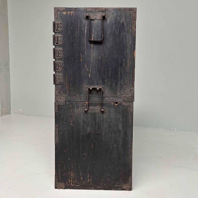 Japanese Two-Piece Lacquer Chest of Drawers, 1890s, Set of 2 For Sale - Image 17 of 18