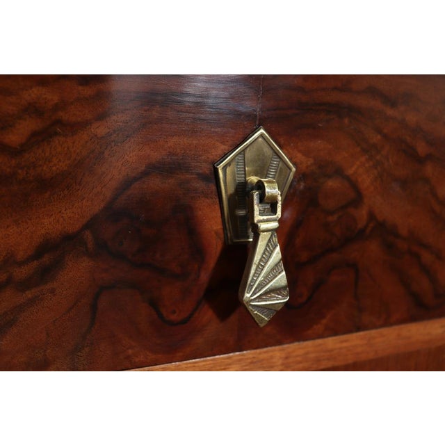 French Style Art Deco Figured Walnut Cabinet with Macassar, 1925 For Sale - Image 11 of 15