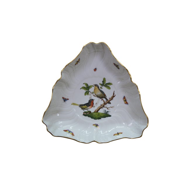 Herend Late 20th Century Herend Hungary Rothschild Bird China Serving Plates Bowls Cachepots - 30 pcs For Sale - Image 4 of 18