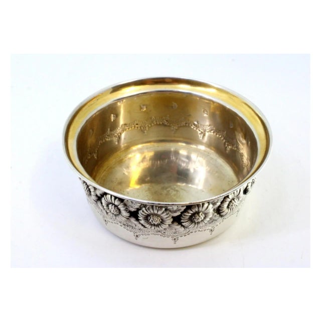 Silver Washbasin with Revealed Floral Engravings For Sale - Image 6 of 8