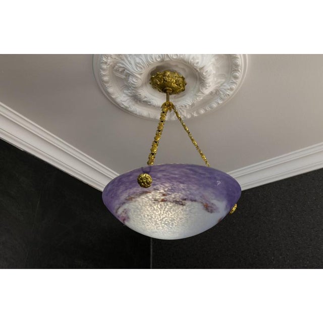French Art Nouveau Lilac and White Glass Pendant Light from Muller Strasbourg For Sale - Image 4 of 18