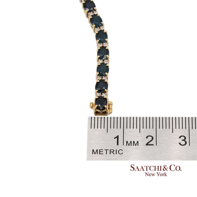 18k 750 Yellow Gold Natural Diamond and Blue Sapphire Tennis Bracelet For Sale - Image 12 of 13