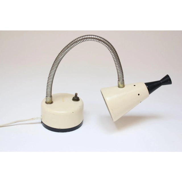 Cream Small Mid-Century Atomic Gooseneck Beside Table/Task Lamp For Sale - Image 8 of 12